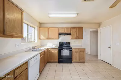 16501 N 157th Avenue, Surprise, AZ 85374 - Photo 11