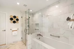 7955 E Chaparral Rd, Scottsdale, AZ 85250 - Photo 25