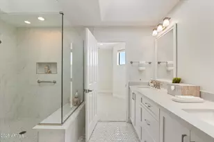 7955 E Chaparral Rd, Scottsdale, AZ 85250 - Photo 35