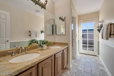 8695 E Charter Oak Drive, Scottsdale, AZ 85260 - Photo 27