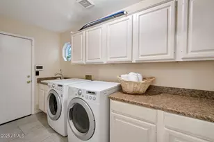 8695 E Charter Oak Dr, Scottsdale, AZ 85260 - Photo 33