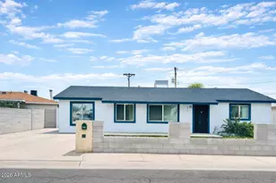 5617 N 38th Dr, Phoenix, AZ 85019 - Photo 11