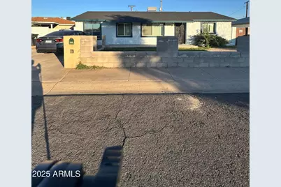 5617 N 38th Drive, Phoenix, AZ 85019 - Photo 3