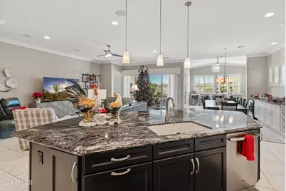 12487 W Gilia Way, Peoria, AZ 85383 - Photo 9