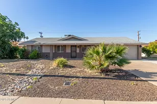 2710 S Terrace Rd, Tempe, AZ 85282 - Photo 1