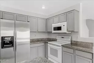 42538 W Sunland Dr, Maricopa, AZ 85138 - Photo 7