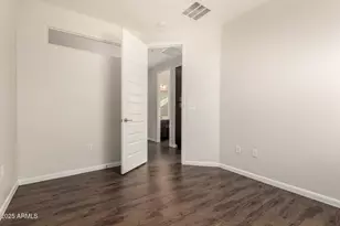 2090 S Dorsey Ln, Tempe, AZ 85282 - Photo 23