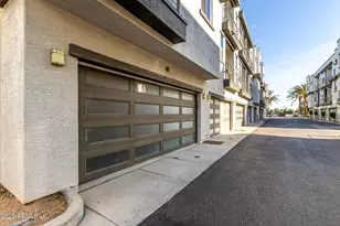 2090 S Dorsey Ln, Tempe, AZ 85282 - Photo 33