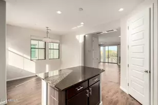 2090 S Dorsey Ln, Tempe, AZ 85282 - Photo 11