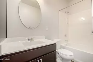 2090 S Dorsey Ln, Tempe, AZ 85282 - Photo 21