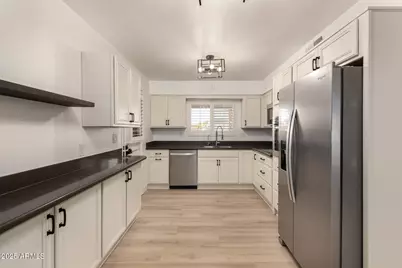 14211 N 103rd Avenue, Sun City, AZ 85351 - Photo 13