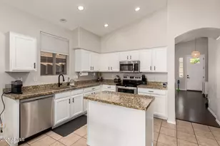 18183 W Desert Blossom Dr, Goodyear, AZ 85338 - Photo 7