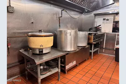 501 N Arizona Avenue, Chandler, AZ 85225 - Photo 19