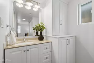 4102 E Calle Redonda, Phoenix, AZ 85018 - Photo 15