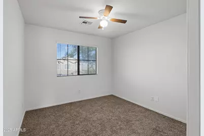 315 E Christopher Street, San Tan Valley, AZ 85140 - Photo 25