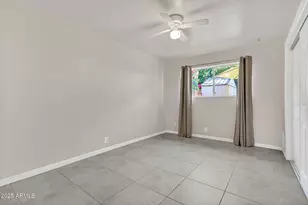 3302 E Pinchot Ave, Phoenix, AZ 85018 - Photo 13