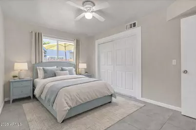 3302 E Pinchot Avenue #9, Phoenix, AZ 85018 - Photo 9