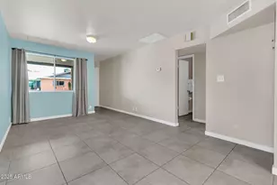 3302 E Pinchot Ave, Phoenix, AZ 85018 - Photo 9