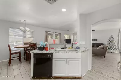 1278 E Stirrup Lane, San Tan Valley, AZ 85143 - Photo 9