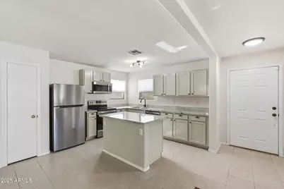 2354 E Palm Beach Drive, Chandler, AZ 85249 - Photo 9