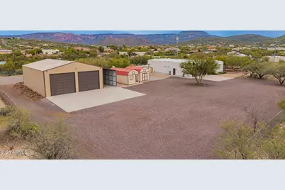 1540 E Circle Mountain Road, New River, AZ 85087 - Photo 17