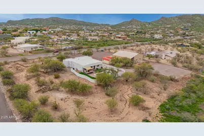 1540 E Circle Mountain Road, New River, AZ 85087 - Photo 13