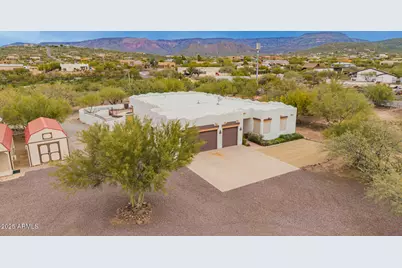 1540 E Circle Mountain Road, New River, AZ 85087 - Photo 9