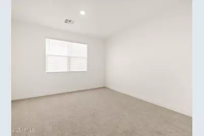 32960 N Vineyard Avenue, San Tan Valley, AZ 85143 - Photo 15