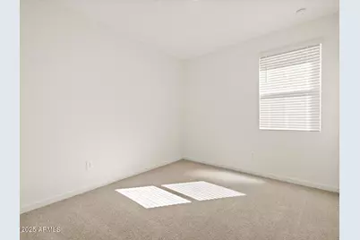 32960 N Vineyard Avenue, San Tan Valley, AZ 85143 - Photo 13