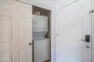 920 E Devonshire Ave, Phoenix, AZ 85014 - Photo 9