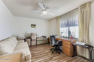 9524 W Greenway Rd, Sun City, AZ 85351 - Photo 21