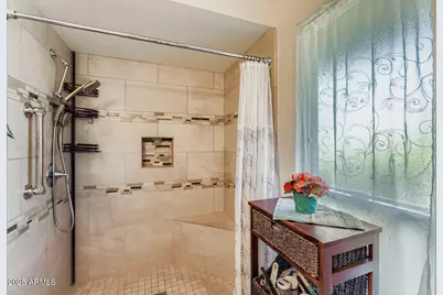 9524 W Greenway Road, Sun City, AZ 85351 - Photo 9