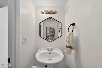 3929 S Mill Avenue, Tempe, AZ 85282 - Photo 17