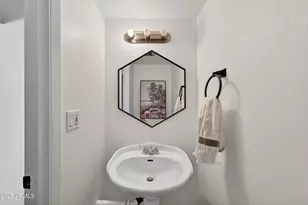 3929 S Mill Ave, Tempe, AZ 85282 - Photo 17