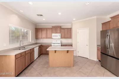 15221 W Cortez Street, Surprise, AZ 85379 - Photo 19