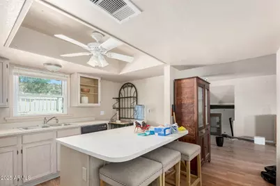 855 E Wickenburg Way, Wickenburg, AZ 85390 - Photo 9