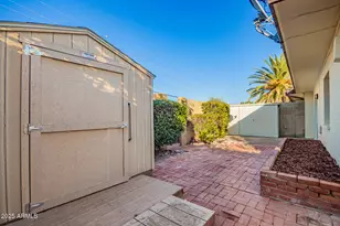 1718 E Gaylon Dr, Tempe, AZ 85282 - Photo 27