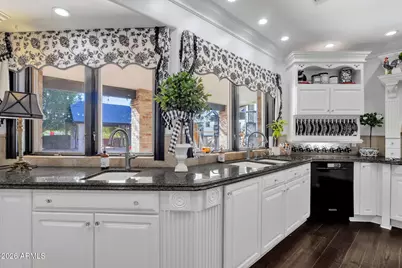 721 E San Pedro Avenue, Gilbert, AZ 85234 - Photo 29