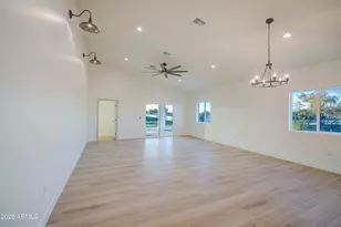 21140 W Shasta Dr, Buckeye, AZ 85326 - Photo 11