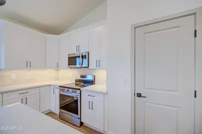 21140 W Shasta Drive, Buckeye, AZ 85326 - Photo 5