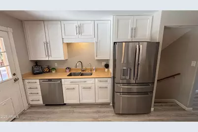 8625 E Valley View Road, Scottsdale, AZ 85250 - Photo 7