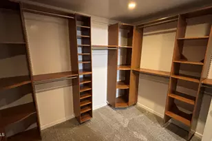 8625 E Valley View Rd, Scottsdale, AZ 85250 - Photo 11