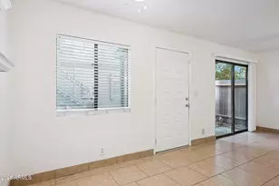 286 W Palomino Dr, Chandler, AZ 85225 - Photo 3