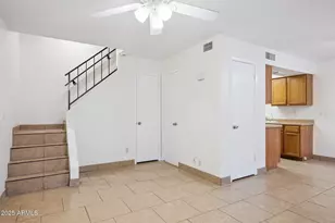 286 W Palomino Dr, Chandler, AZ 85225 - Photo 5