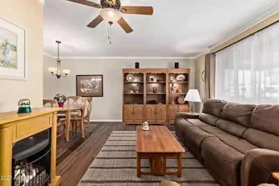 10925 W Cherry Hills Drive W, Sun City, AZ 85351 - Photo 9