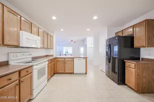 19975 N 108th Ave, Peoria, AZ 85373 - Photo 13