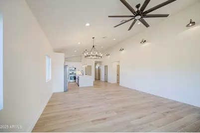 21236 W Shasta Street, Buckeye, AZ 85326 - Photo 15