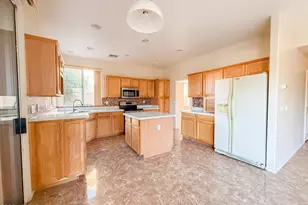 6874 W Blackhawk Dr, Glendale, AZ 85308 - Photo 9