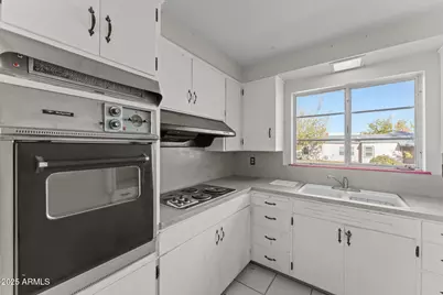 111 W Yavapai Street, Wickenburg, AZ 85390 - Photo 11