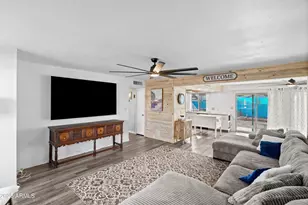 10443 W Butler Dr, Peoria, AZ 85345 - Photo 9